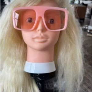 Pink Oversized Sunglasses
0343